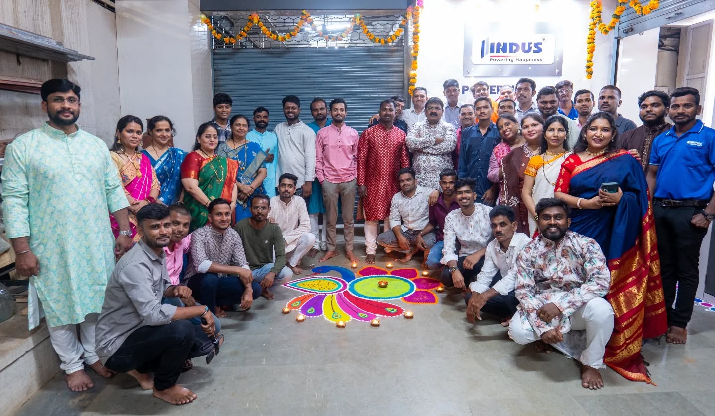 Indus Family - Image 2