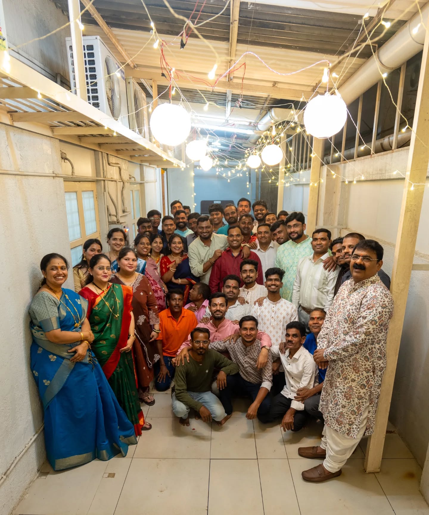 Indus Family - Image 4